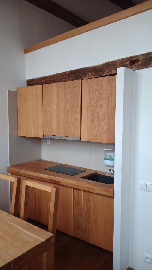 Ferienwohnung Bydleni V Centru Ov Blizko Stodolni, Bez Vytahu Ostrava Exterior foto